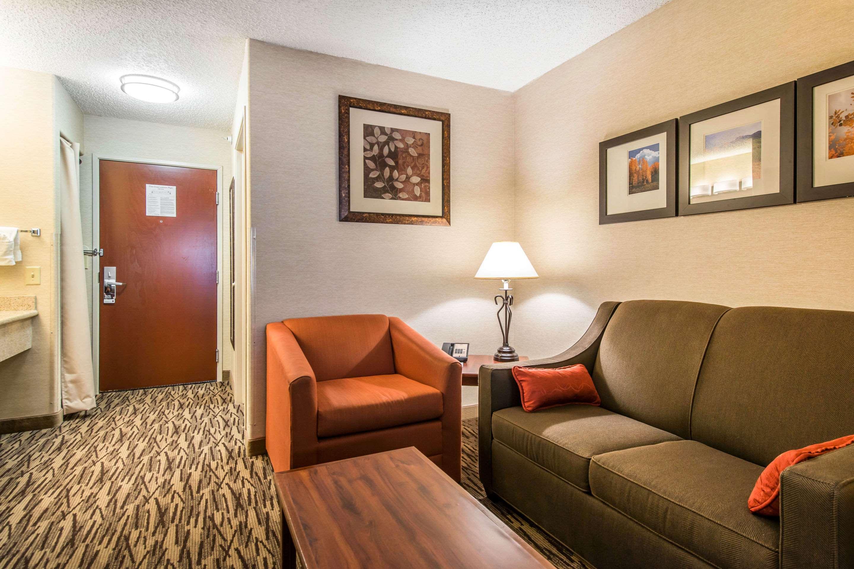 Comfort Suites Golden West On Evergreen Parkway Exterior foto