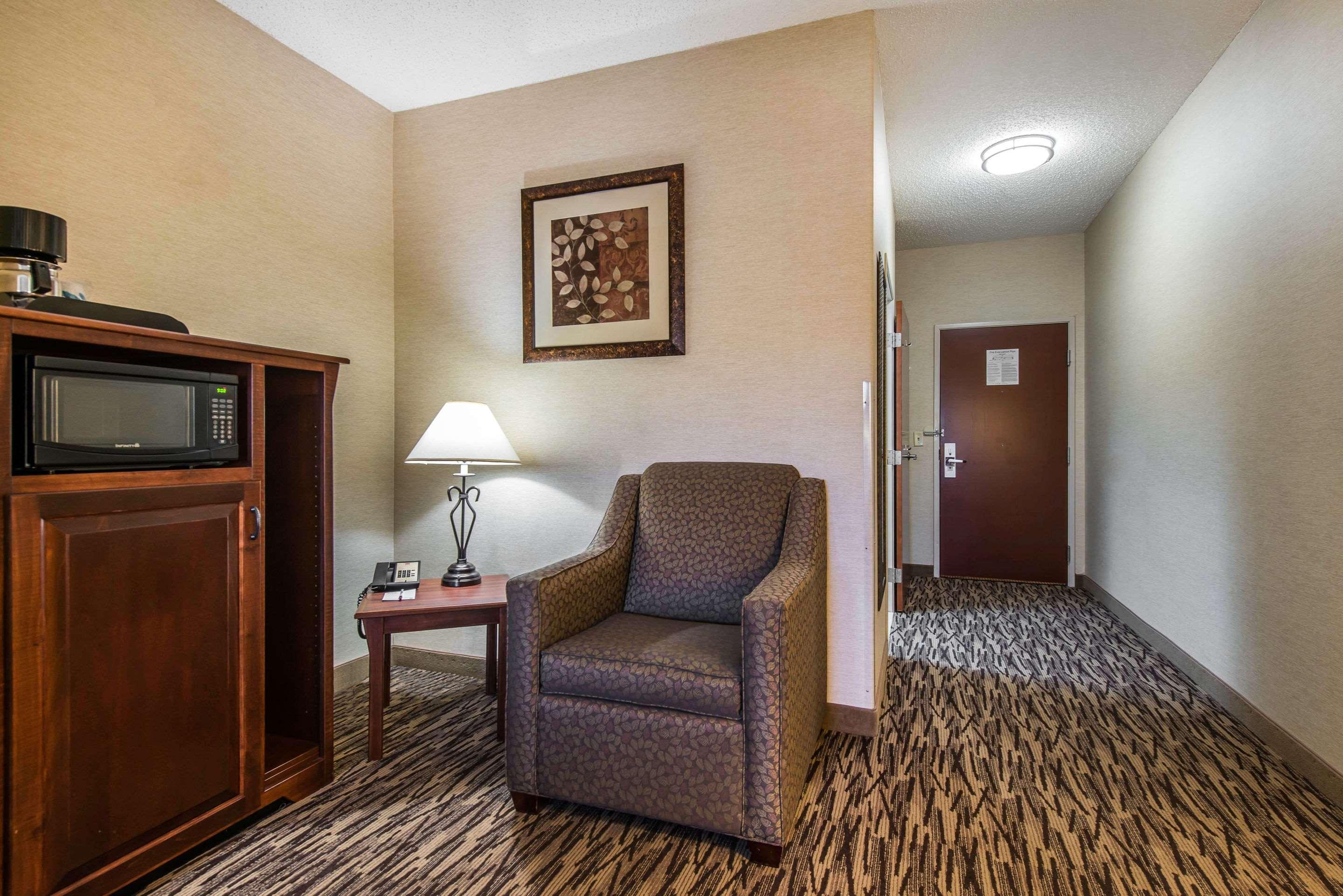 Comfort Suites Golden West On Evergreen Parkway Exterior foto