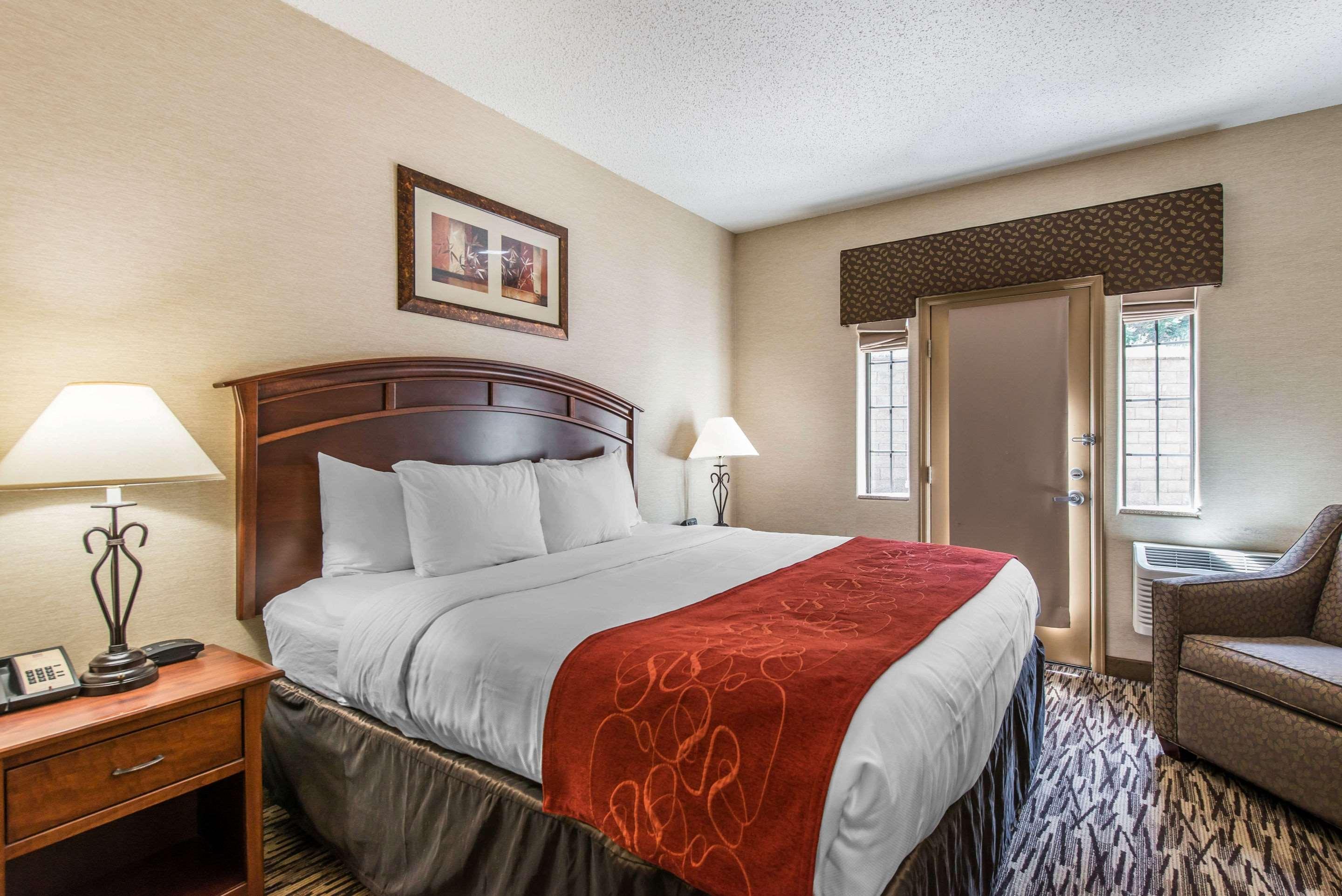 Comfort Suites Golden West On Evergreen Parkway Exterior foto