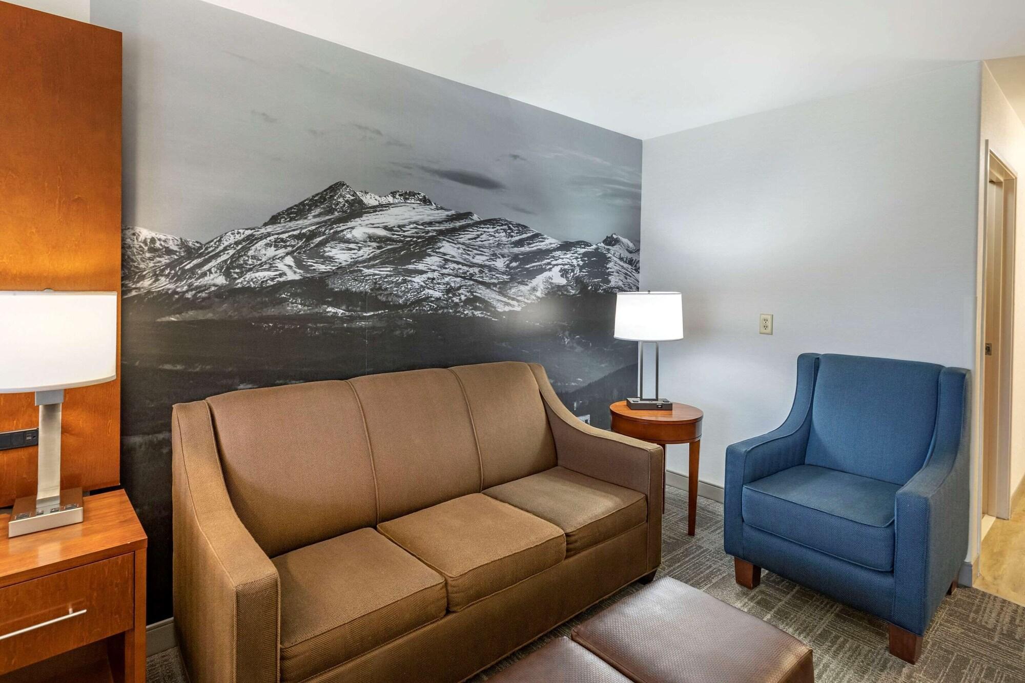 Comfort Suites Golden West On Evergreen Parkway Exterior foto